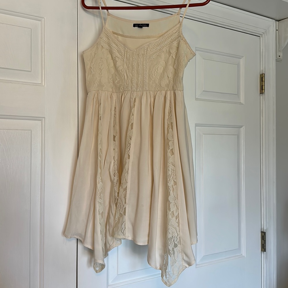 Spaghetti strap American Eagle lace dress